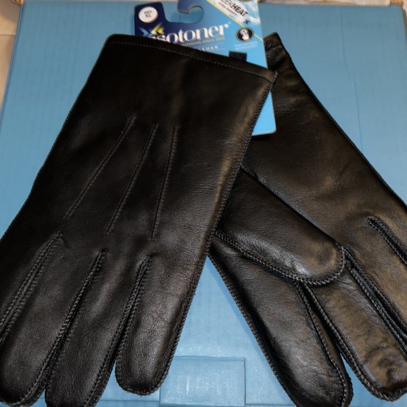 Isotoner Men’s Leather gloves - Picture 7 of 13